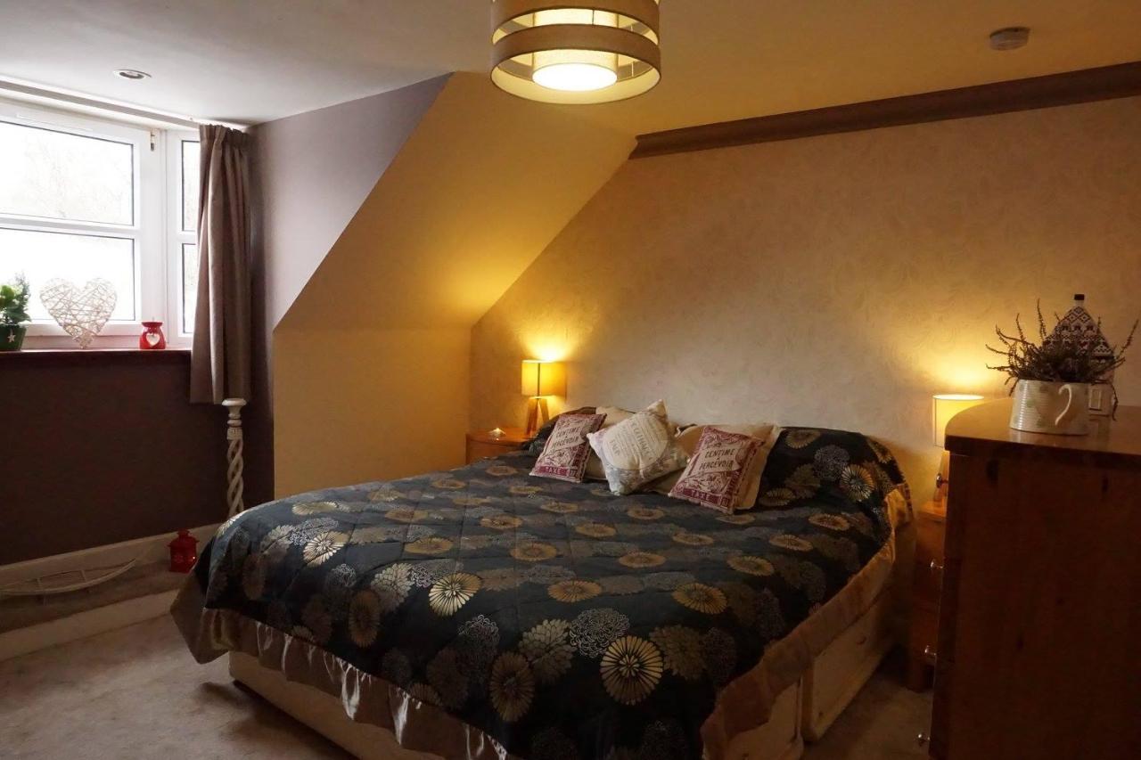 Innis House Insch Extérieur photo
