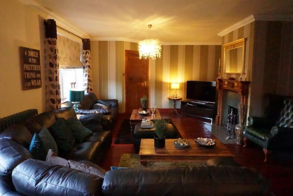 Innis House Insch Extérieur photo